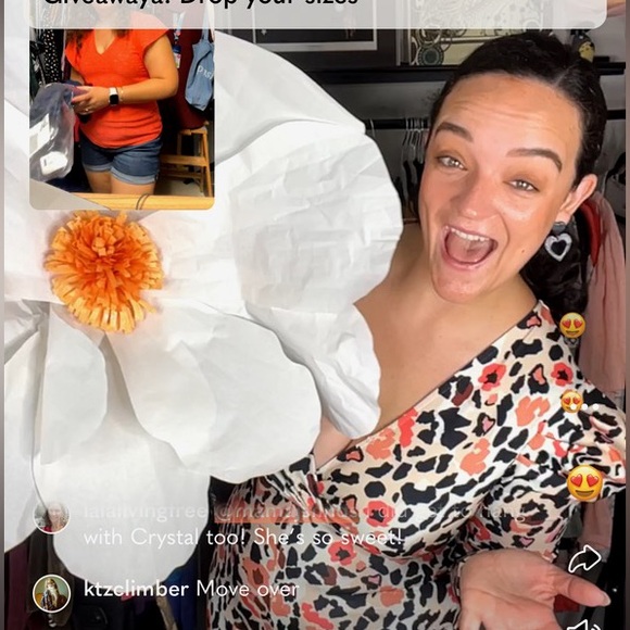 SHOW SCHEDULE! - Picture 15 of 17